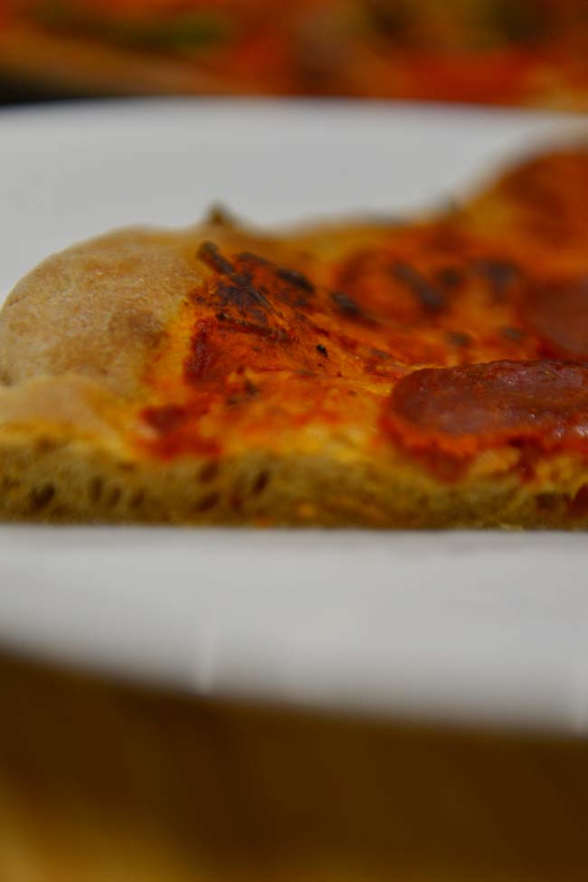 Nice crispy and airy whole wheat pizza crust