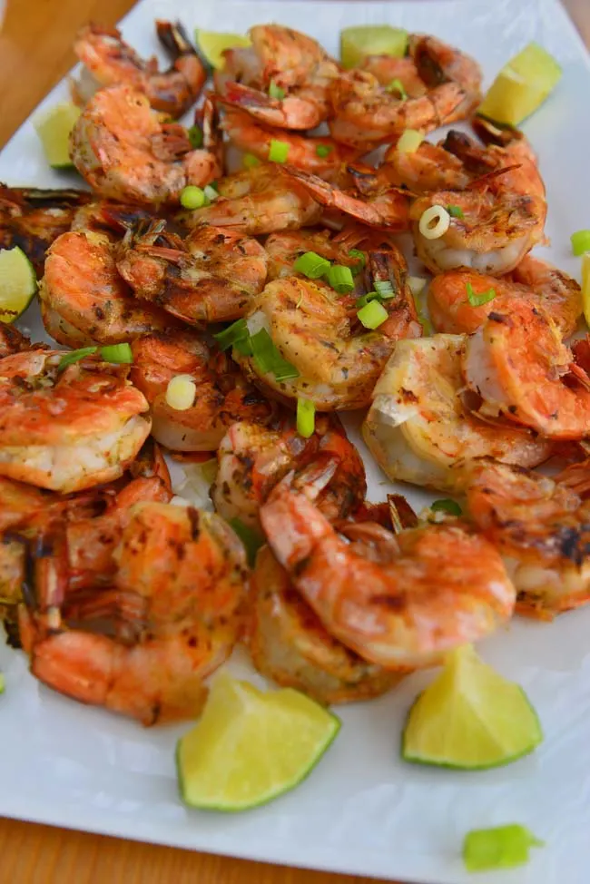 Easy grilled shrimp on a platter