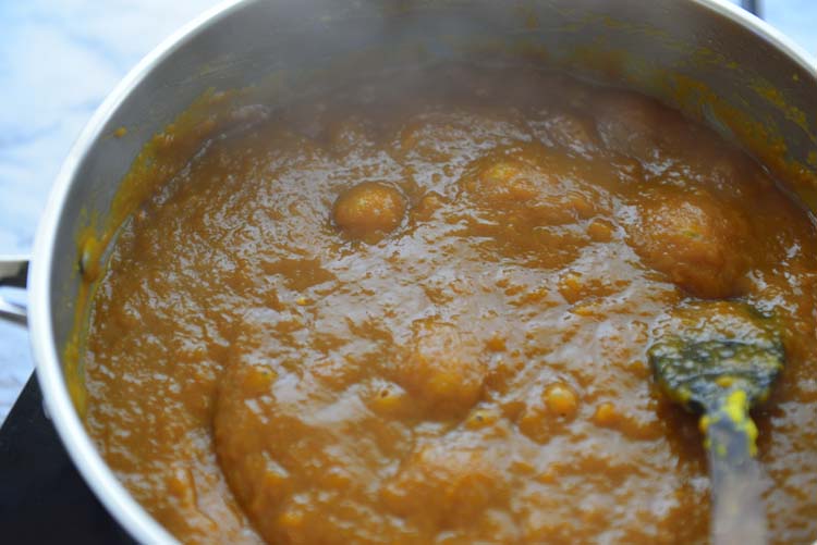 Simmering Halva mix in the pan