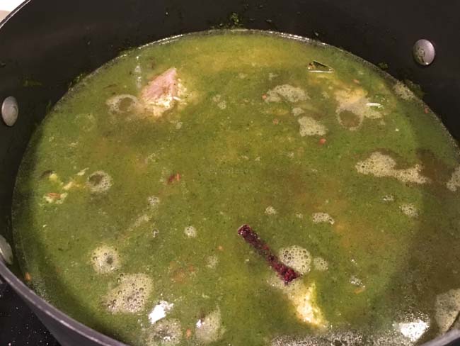 making Chicken Biryani With Green Spices 