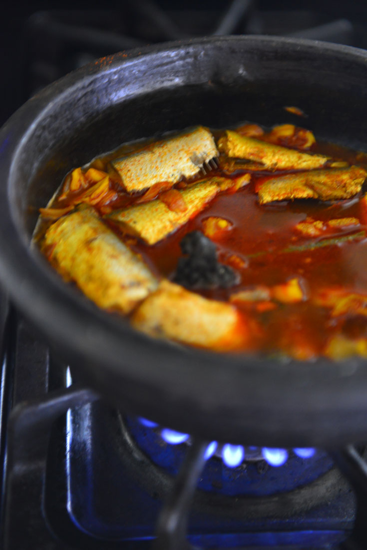 Mathi Mulakittathu - Spicy sardine Curry