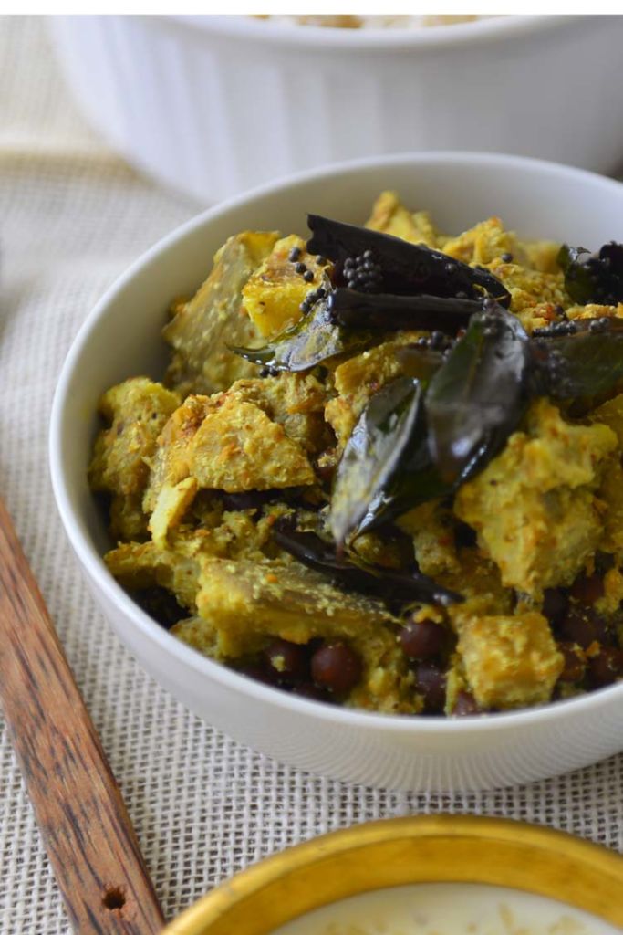 Koottu Curry - Vegetable and Chick Pea Dish For Sadya