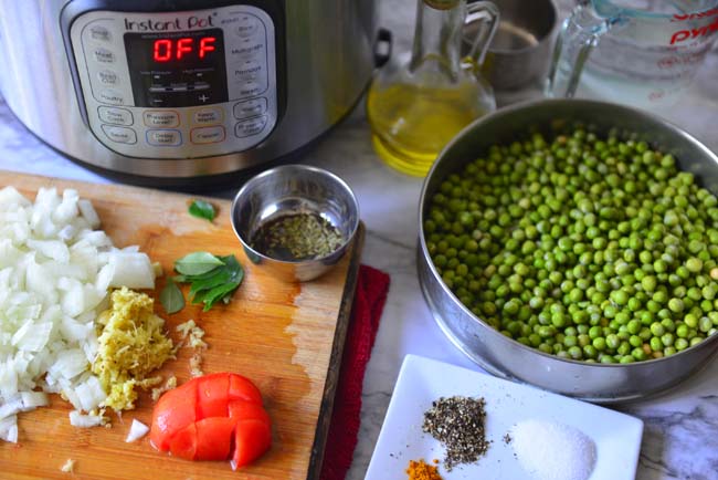 Kerala Style Green Peas Curry in Pressure Cooker , Instant Pot Recipe