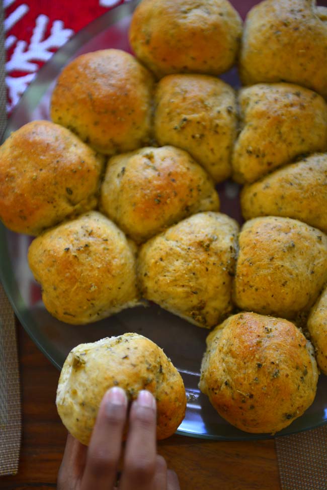 Soft And Spongy Herbed Garlic Rolls